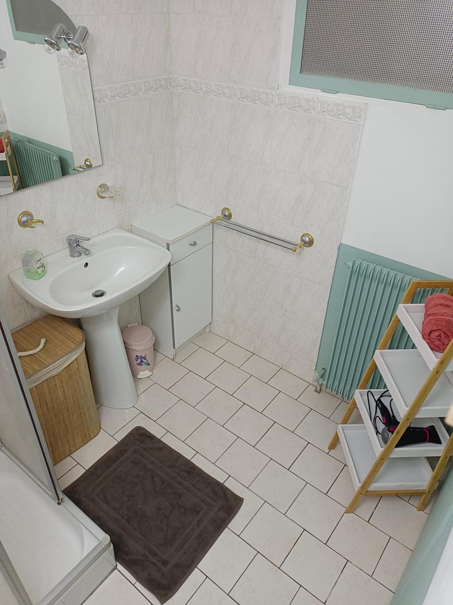 Petite Maison Etape Loire A Velo Ou Compostelle Mosnes Екстер'єр фото